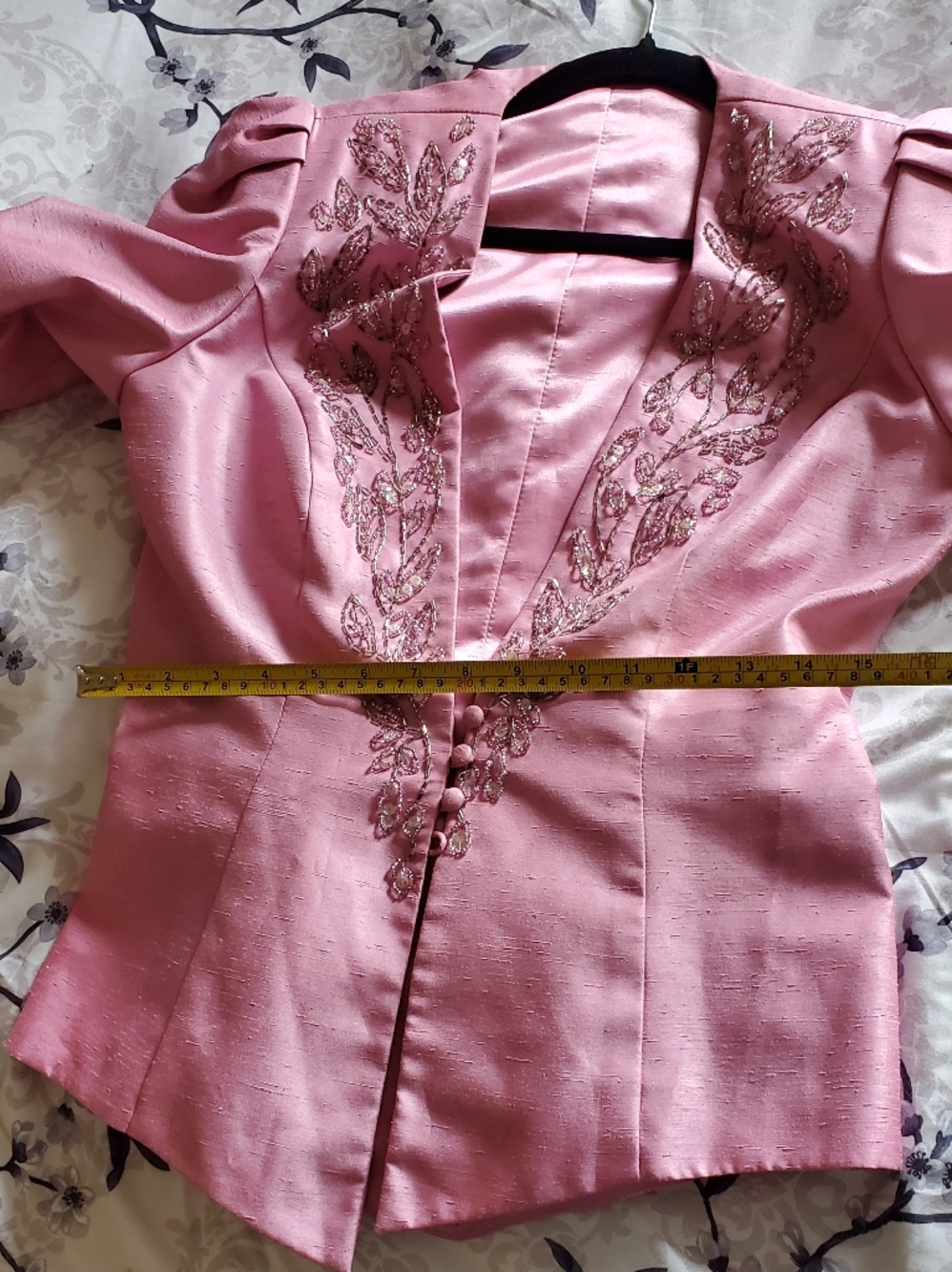 Pink elegant & Feminine Embellished Blazer jacket. SZ S. - Picture 8 of 10